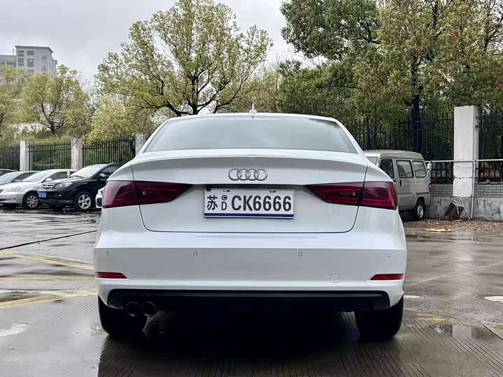 Audi A3 2016 Limousine 35 TFSI — фото 4