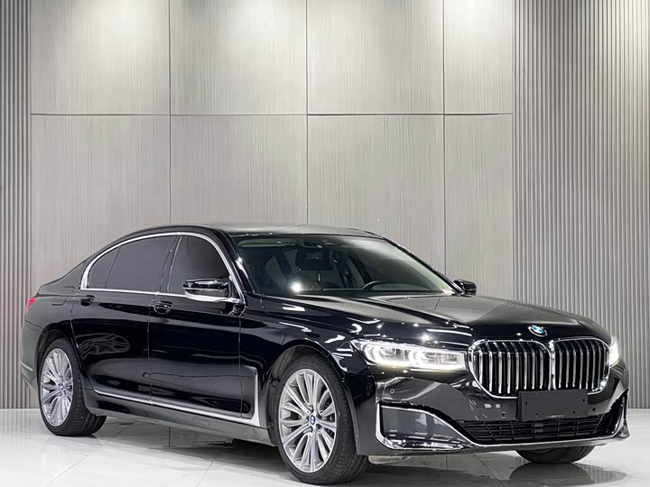 BMW 7-Series 2019 740 Li Leading — фото 3