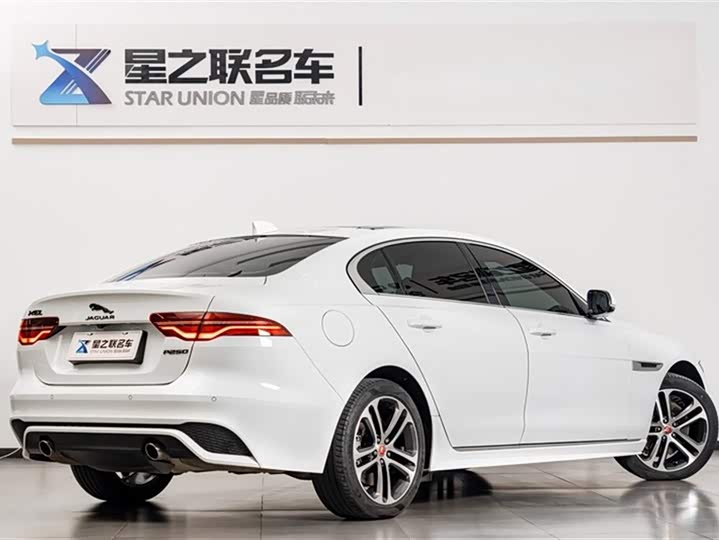 Jaguar XEL 2024 2.0 T 250 PS R-DYNAMIC S — фото 7