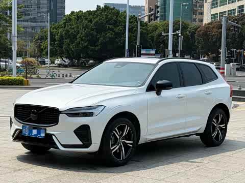 Volvo XC60 2022 B 5 4 WD — фото 10