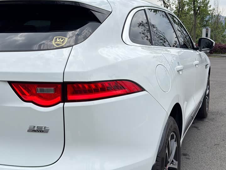 Jaguar F-PACE 2016 3.0 SC 4 WDR-Sport — фото 24