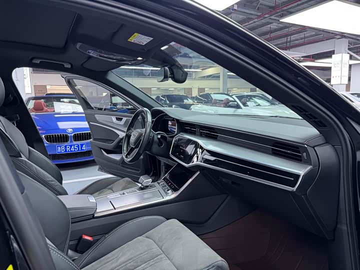 Audi A6L 45 TFSI избранная динамик — фото 8