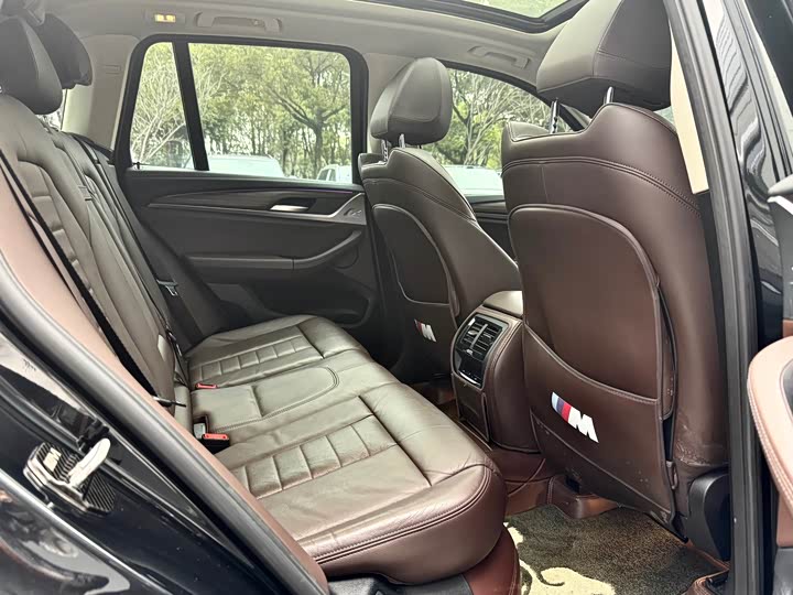 BMW X3 2021 x Drive 25i — фото 12