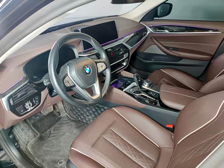 BMW 5-Series 2022 525 Li — фото 10