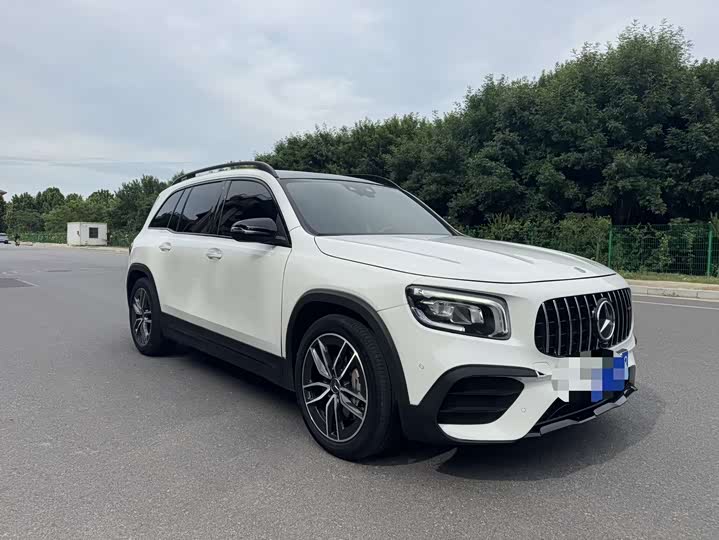Mercedes-Benz GLB AMG 2021 AMG GLB 35 4 MATIC — фото 3