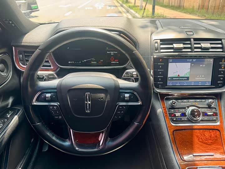Lincoln Continental — фото 9