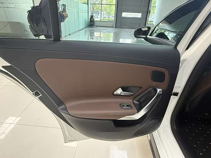 Mercedes-Benz A-Class 2019 A 200 L — фото 23