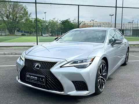 Lexus LS 2021 500h — фото 10