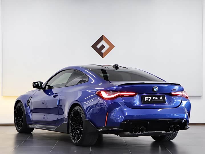 BMW M4 2021 M 4 M x Drive — фото 4