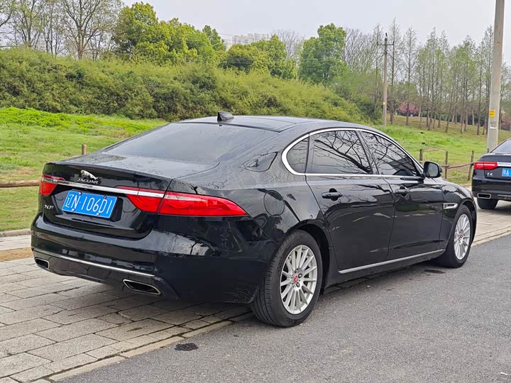 Jaguar XFL 2017 XFL 2.0 T 200 PS — фото 7