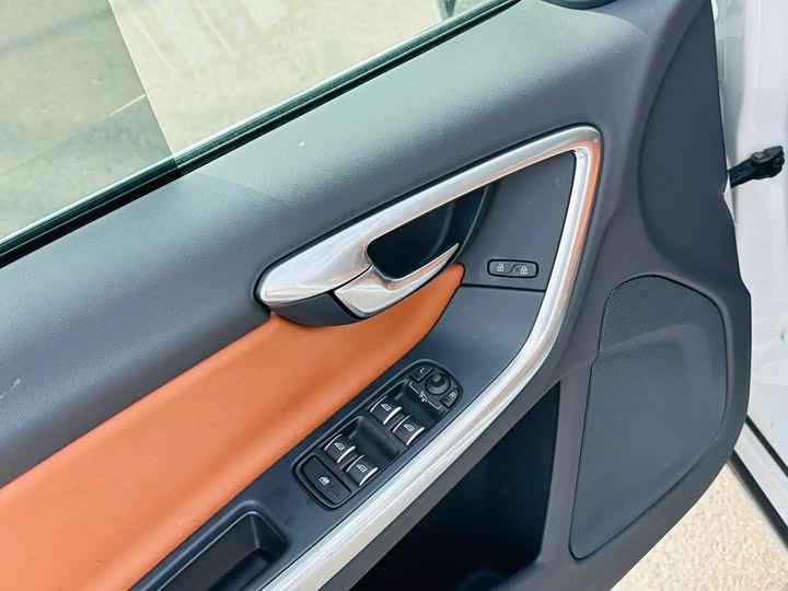 Volvo S60 2018 S 60 L T 5 — фото 10