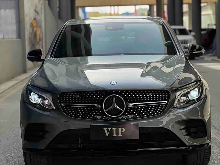 Mercedes-Benz GLC 2017 GLC 260 4 MATIC SUV — фото 2