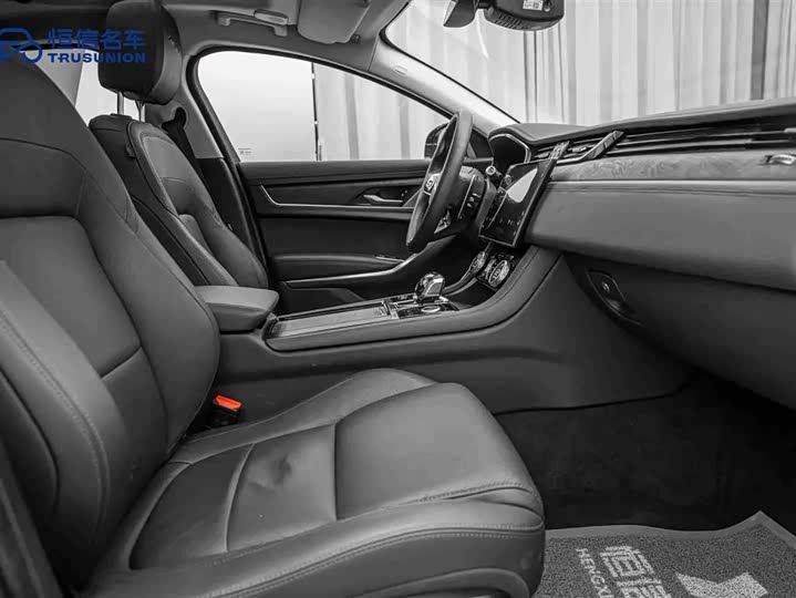 Jaguar XFL 2021 XFL 2.0 T P 250 2 WD — фото 15