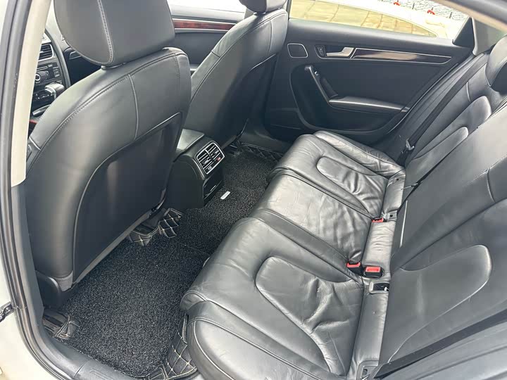 Audi A4L 2015 35 TFSI ATComfort — фото 13