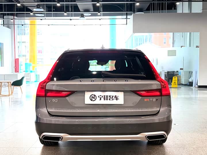Volvo V90 2019 Cross Country T 5 AWD VI — фото 5