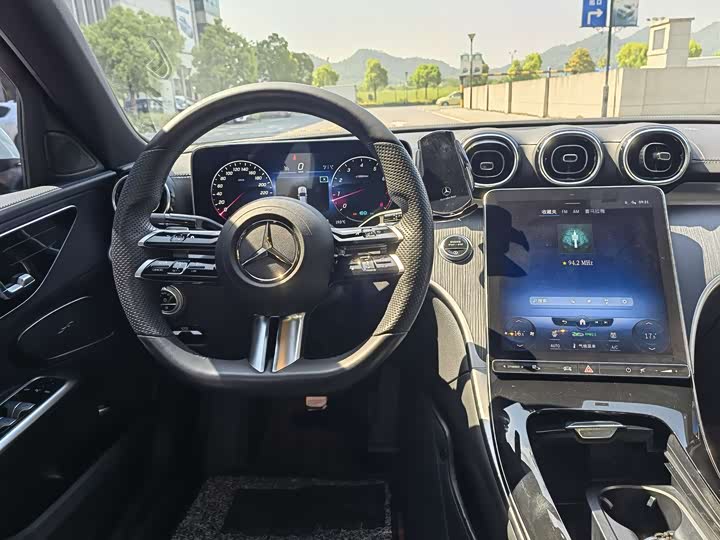 Mercedes-Benz C-Class 2022 C 200 L — фото 16