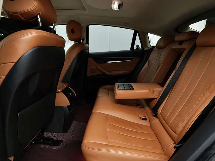 BMW X6 2017 x Drive 28i — фото 10