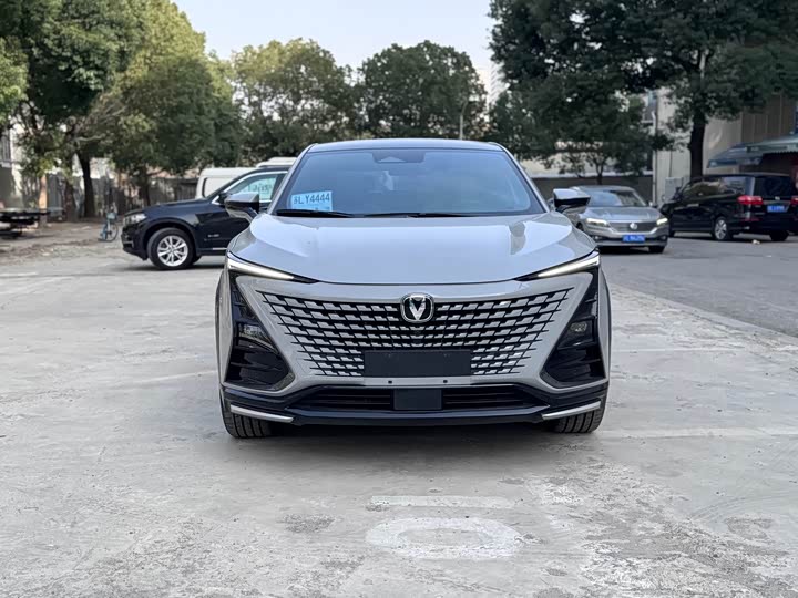 Changan UNI-T 2023 1.5 T Premium — фото 2