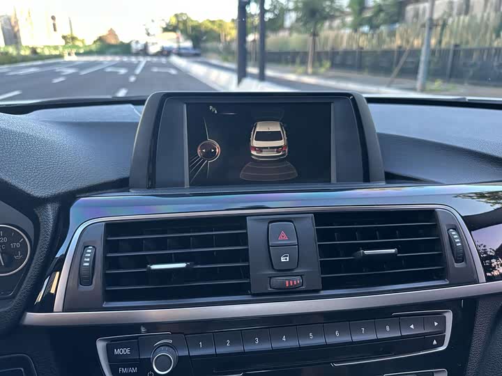 BMW 3 Series 320Li стиль — фото 17
