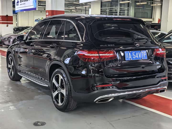 Mercedes-Benz GLC 2018 GLC 260 4 MATIC Luxury — фото 22