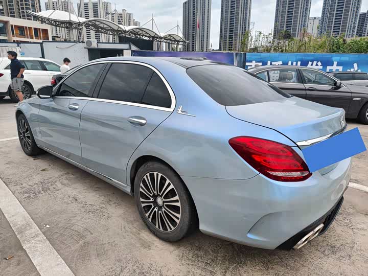 Mercedes-Benz C-Class C 200 L — фото 6