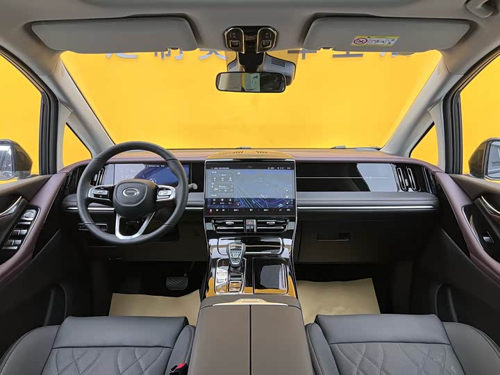 Trumpchi M8 2024 400 T — фото 15