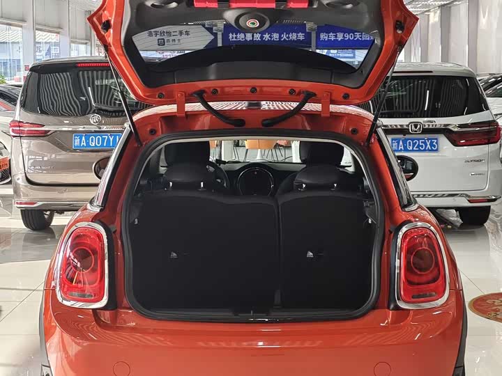 MINI Hatch — фото 14