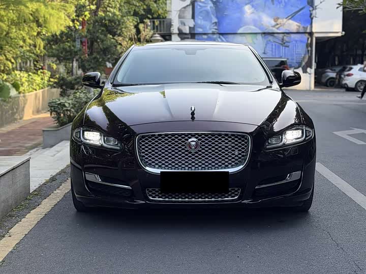 Jaguar XJ 2016 XJL 3.0 SC 4 WD — фото 8