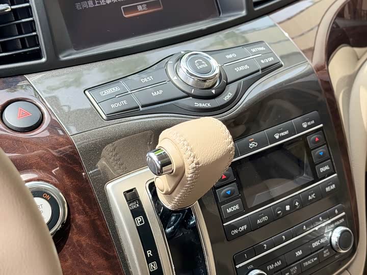 Nissan Quest — фото 17