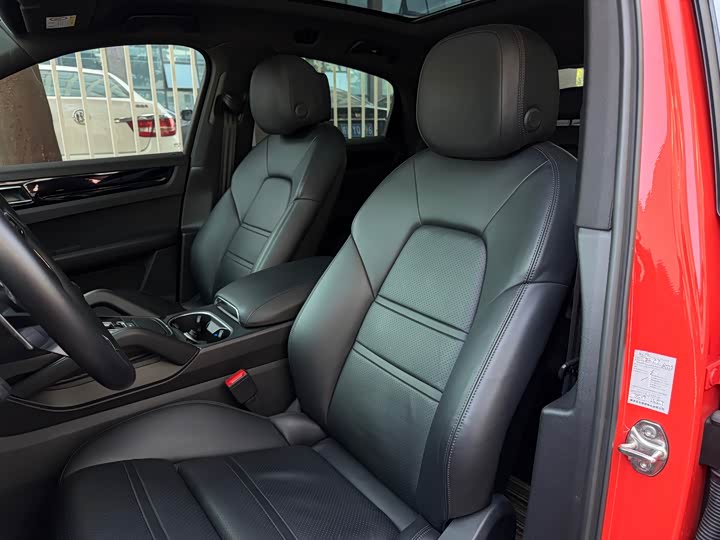 Porsche Cayenne 2019 Cayenne Coupé 3.0 T — фото 8