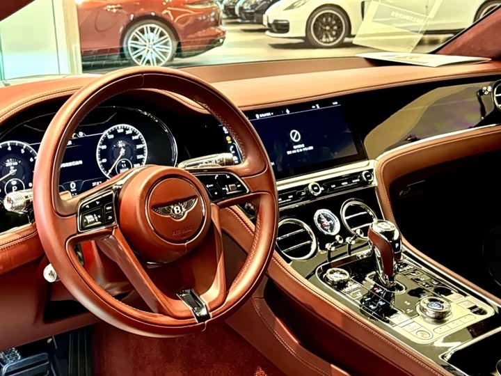 Bentley Continental GT — фото 11