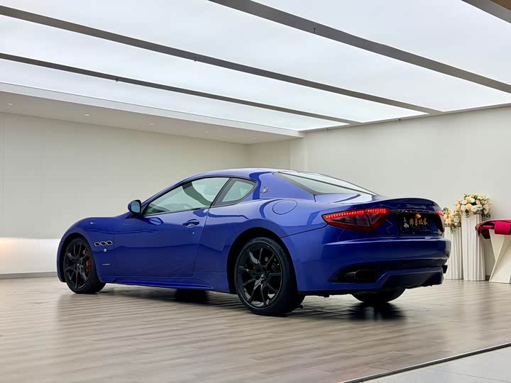 Maserati Gran 2013 4.7 L Sport Automatic — фото 4