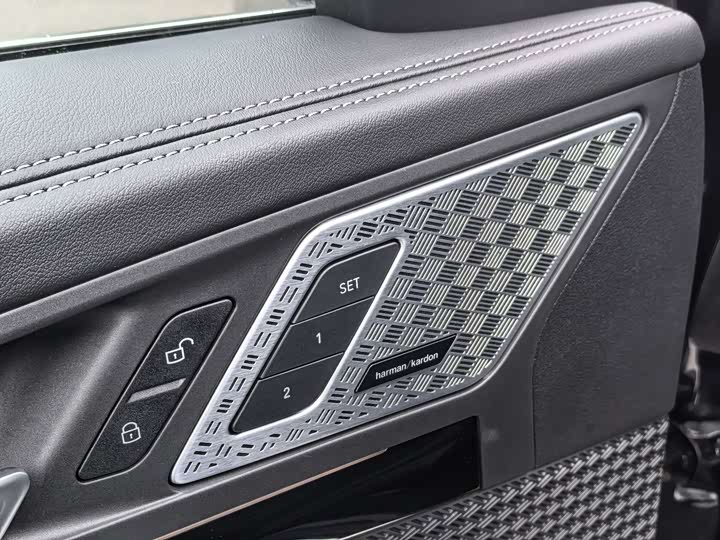 BMW X1 2025 s Drive 25 Li X — фото 12