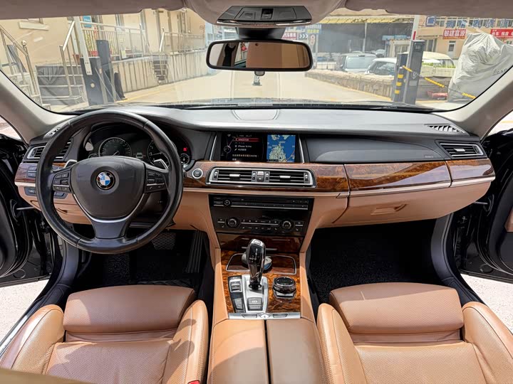 BMW 7-Series 2013 760 Li — фото 6