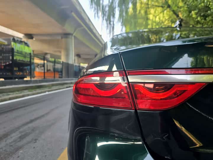 Jaguar XFL 2021 XFL 2.0 T P 250 2 WD — фото 17