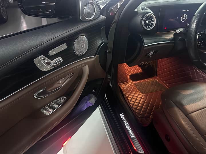Mercedes-Benz E-Class рестайлинг E 300 L стиль — фото 9