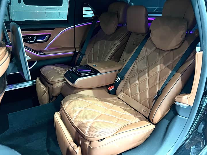 Maybach S-Class 2023 S 480 4 MATIC — фото 34
