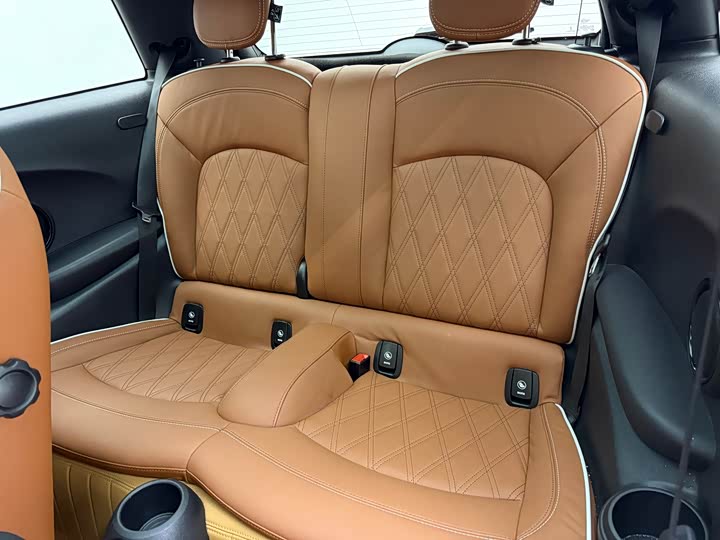 MINI Hatch — фото 14