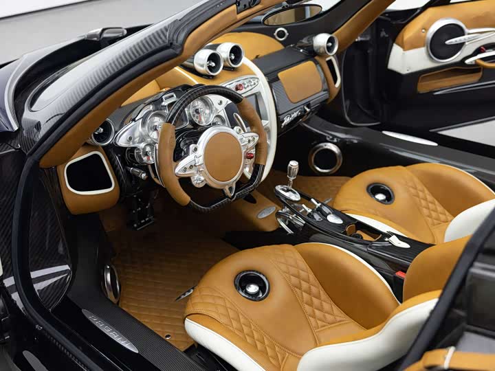 Pagani Huayra 2025 6.0 L AT — фото 22