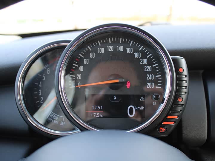 MINI Hatch — фото 13