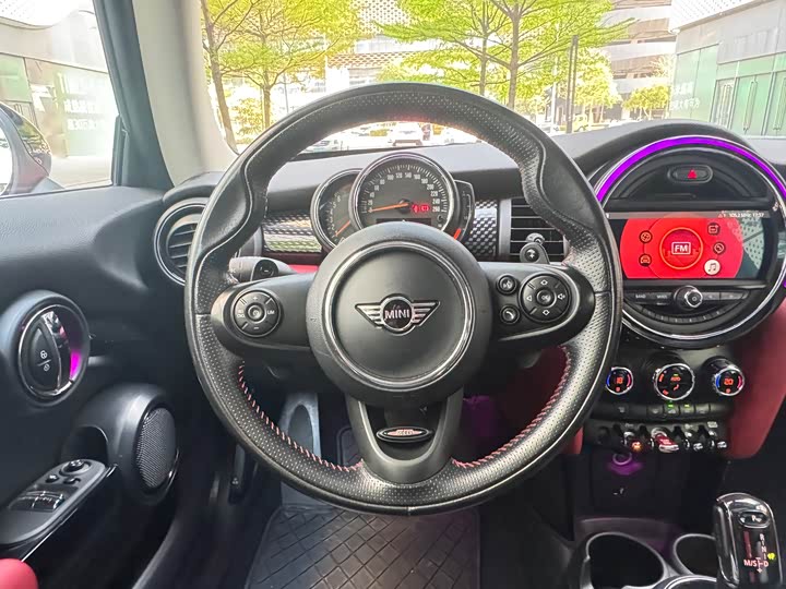 MINI Hatch — фото 15