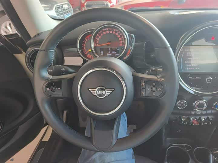 MINI Hatch — фото 11