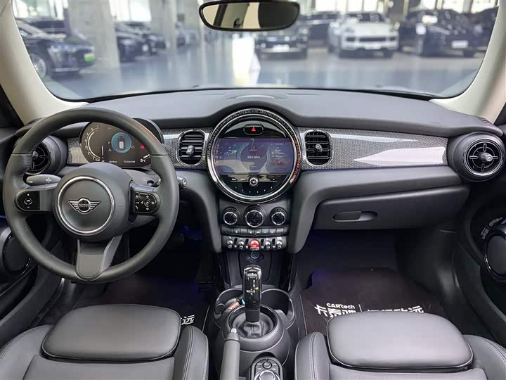 MINI Hatch — фото 11