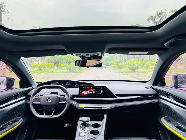 Changan UNI-V 2023 1.5 T — фото 10