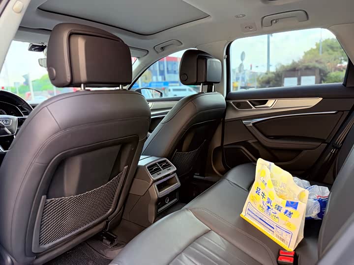 Audi A6 2023 allroad quattro 55 TFSI — фото 10