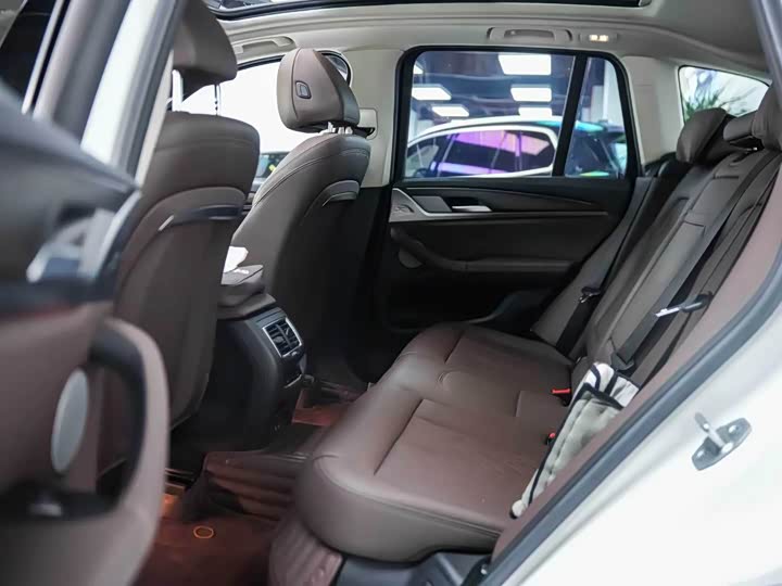BMW X3 2022 x Drive 30i Leading M — фото 5