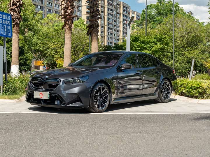 BMW M5 2025 M 5 — фото 1