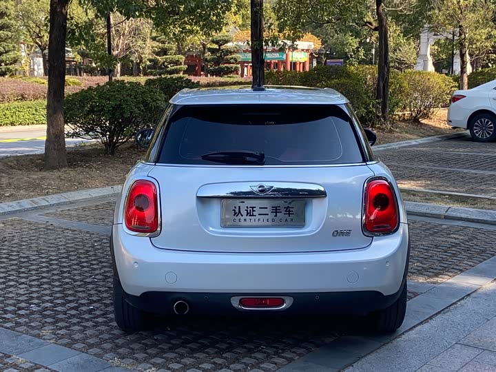 MINI Hatch — фото 13