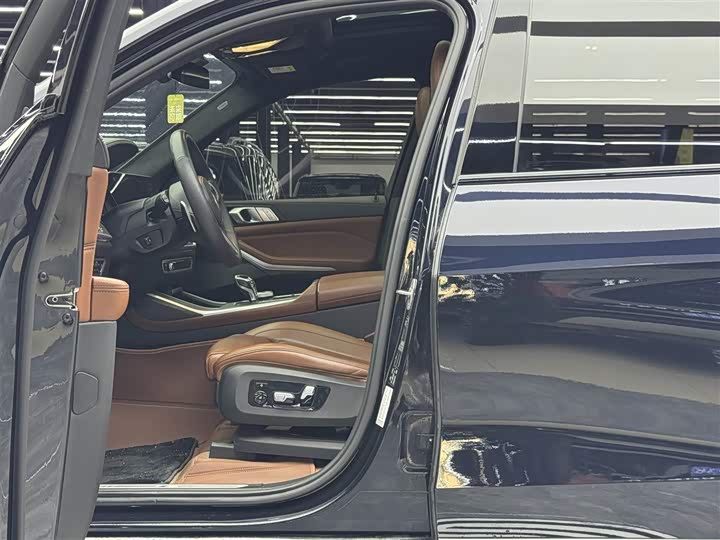 BMW X7 2021 x Drive 40i M — фото 6