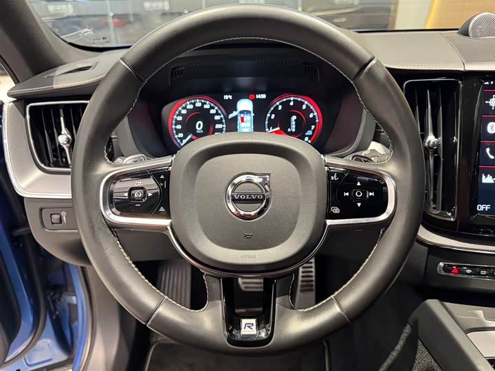 Volvo XC60 2020 T 5 4 WD — фото 13